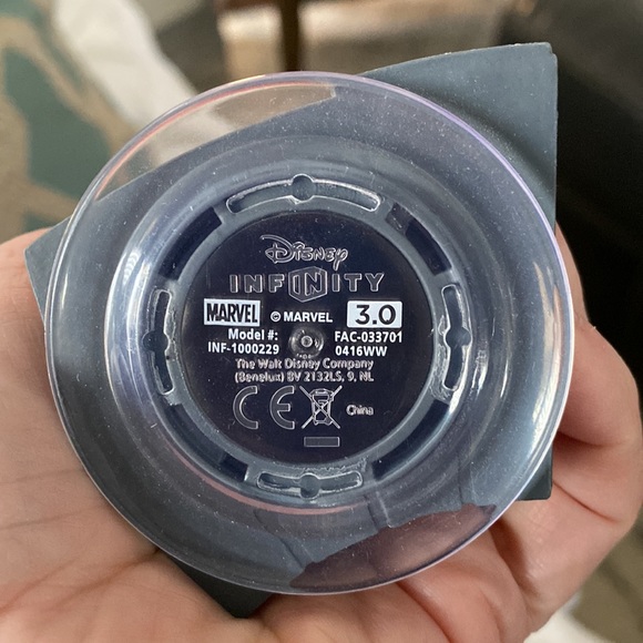 Rare Disney Infinity 3.0 Captain America - Picture 3 of 3